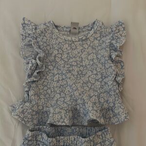 Old navy baby girls set